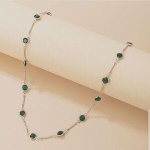Green rhinestone choker